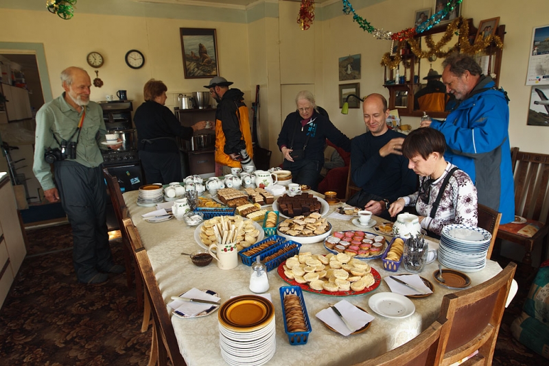 hospitality-and-sweets-_y9c3595-west-point-falkland-islands