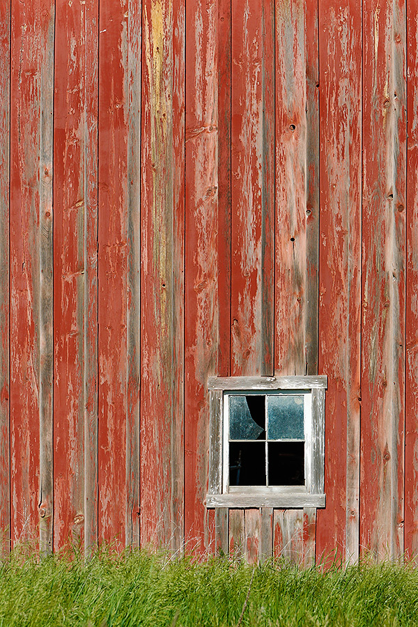 barn-window-_a1c8494-the-palouse-wa