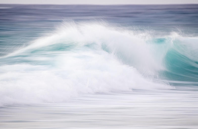 wave-blur-_DSC9979--Cayman-Brac