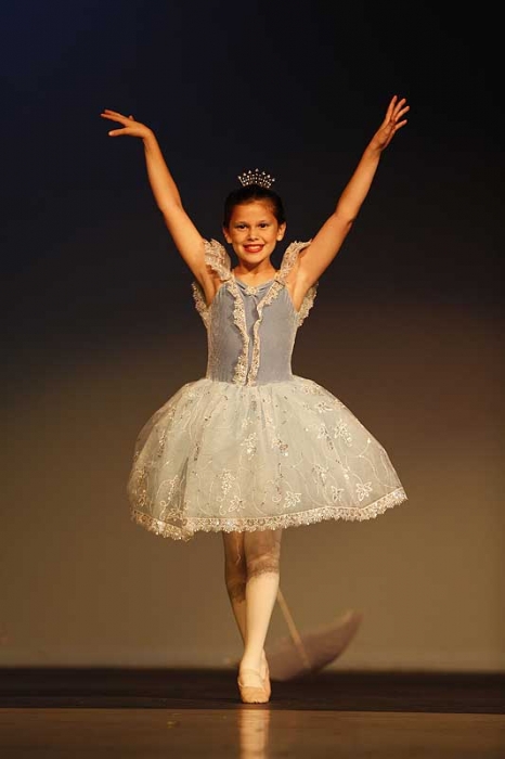 a1c8111-dance-recital-frostproof-fl