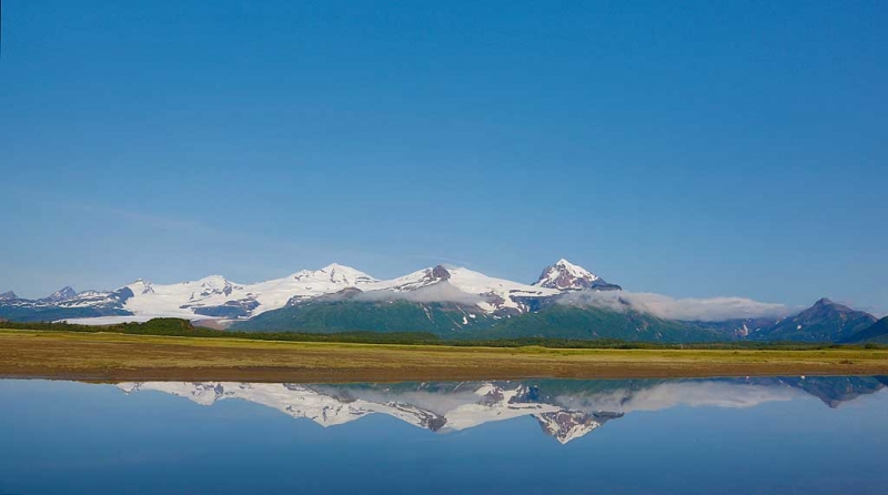 clear-still-morning-_a1c0780-hallo-bay-katmai-national-park-ak