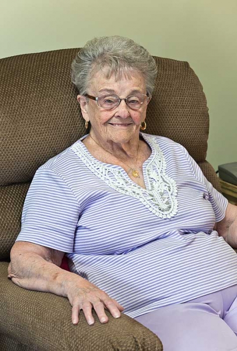 hazel-morris-_a1c8108-hazel-morris-8-25-12-holbrook-ny