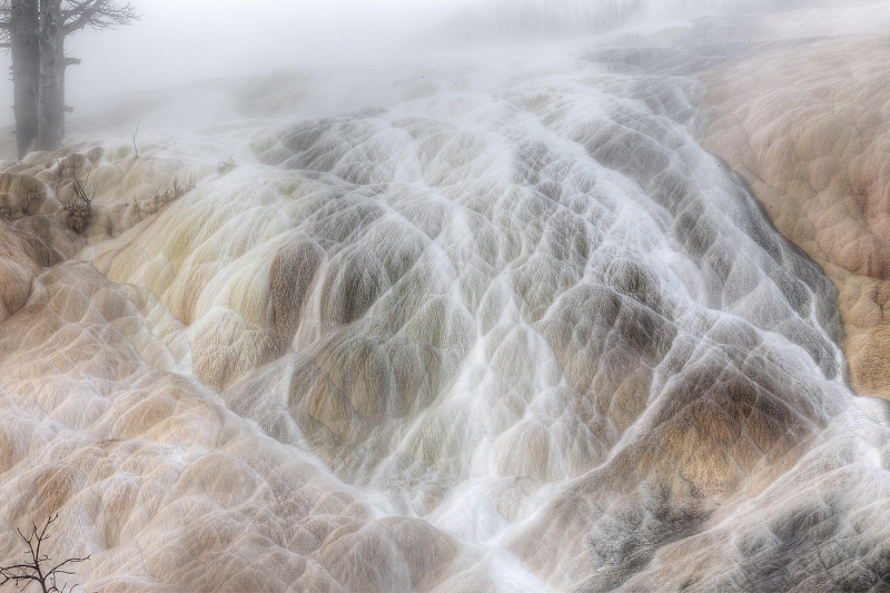 mammoth-hot-springs-white-angles-3-images-_w3c8686yellowstone-national-park-wyand2more_tonemapped