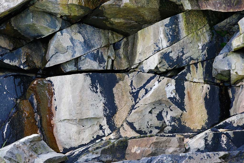 rocks-_a1c5486-geographic-harbor-katmai-national-park-ak_0