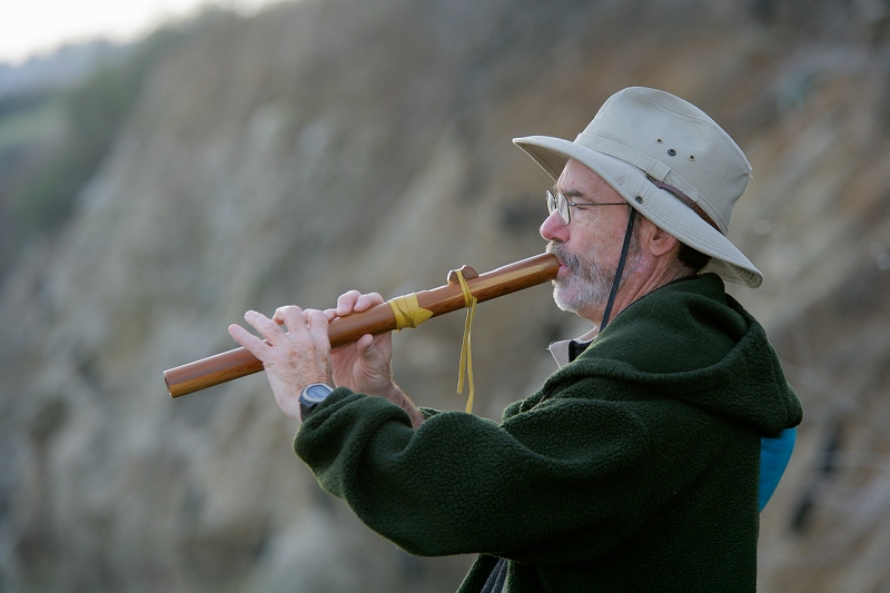 Cliff-Oliver-playing-flute-_B2E0649-La-Jolla-CAC