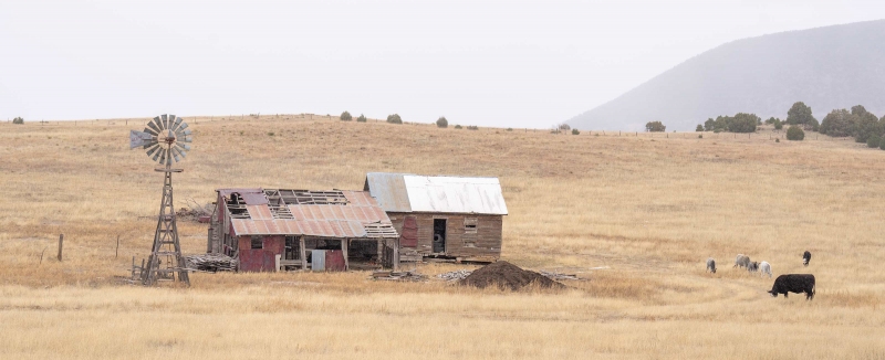 abandoned-farm-buildings-3200-_A1G6737-Northeastern-New-Mexico