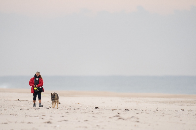 woman-with-dog-_3200-A1B0117-Westhampton-Beach-LI-NY