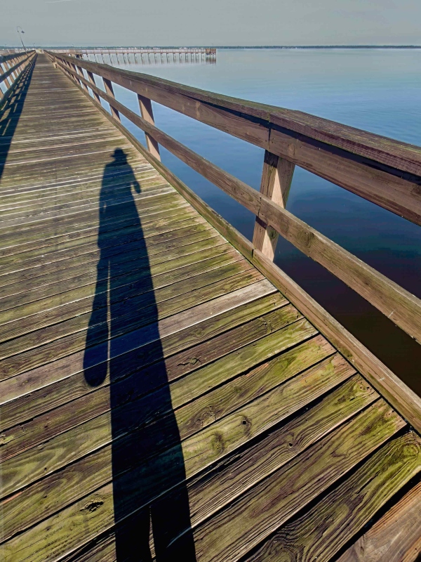 SEPT-3000-pier-sun-angle-IMG_0851-topaz-denoise-lighting